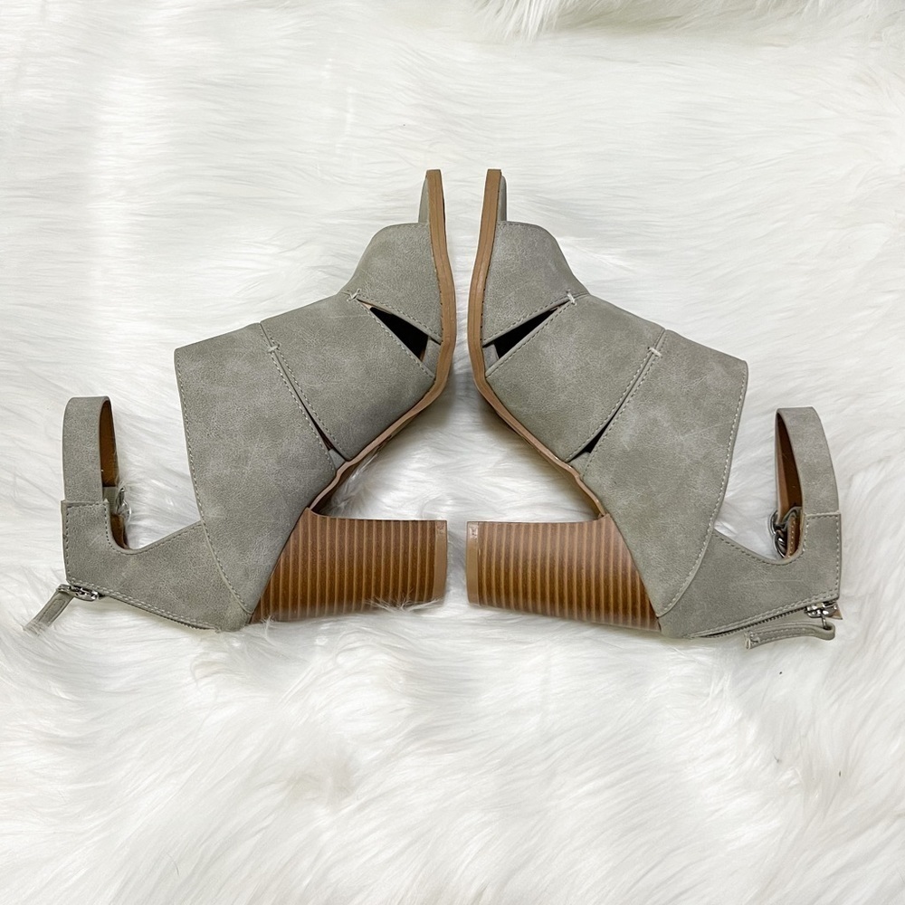 CADENCE Peep Toe Strappy Heels Buckle Grey Size 5.5 - Picture 4 of 14